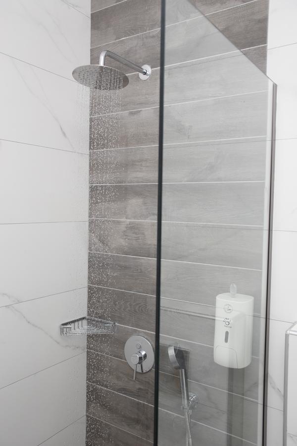 Vrasná Albatros Suites מראה חיצוני תמונה