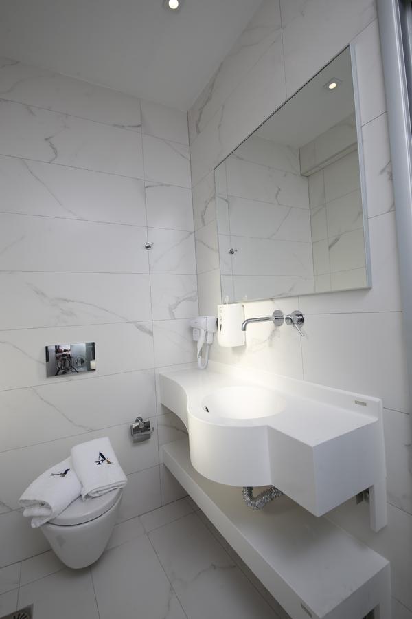 Vrasná Albatros Suites מראה חיצוני תמונה
